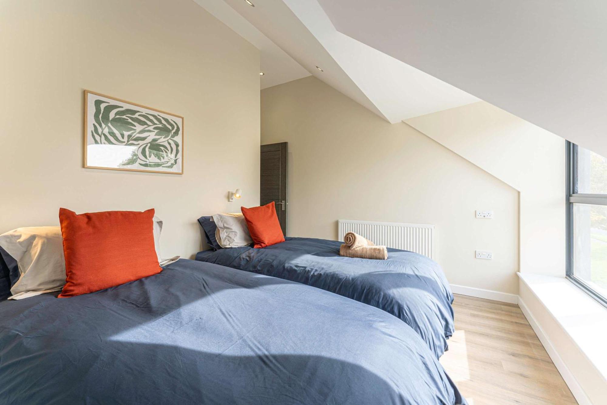 Stylish 2 Bedroom Apartments In Derby Exterior photo